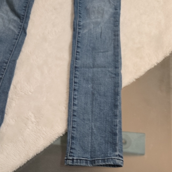 Juicy Couture Blue Jeans with Gold Embroidery - Picture 12 of 13